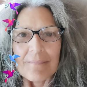 Meet your Posher, Corinne